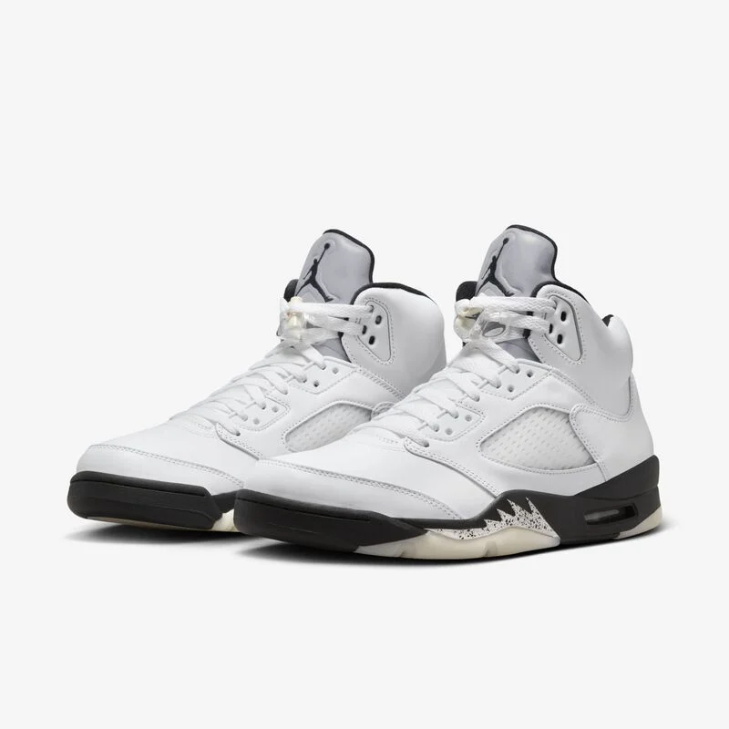 Air Jordan 5 Retro - image 2