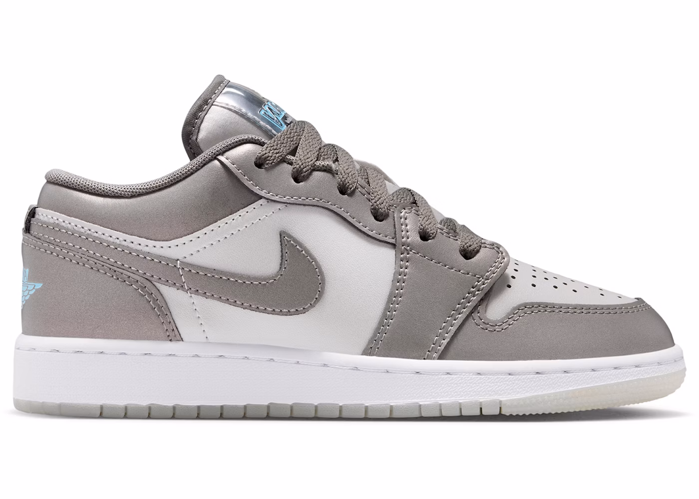 AIR JORDAN RETRO 1 LO - image 1