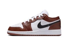 JORDAN 1 LOW - image 1
