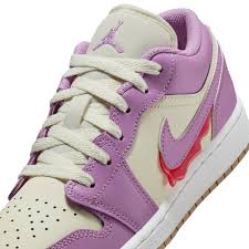 AIR JORLOW - image 3