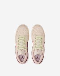 JORDAN RETRO 1 SE - image 3