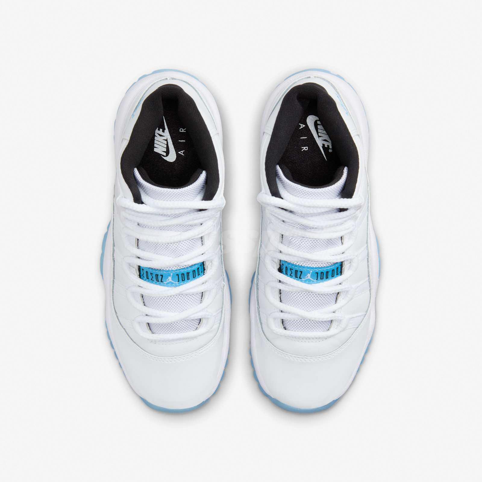 AIR JORDAN RETRO 11 - image 3