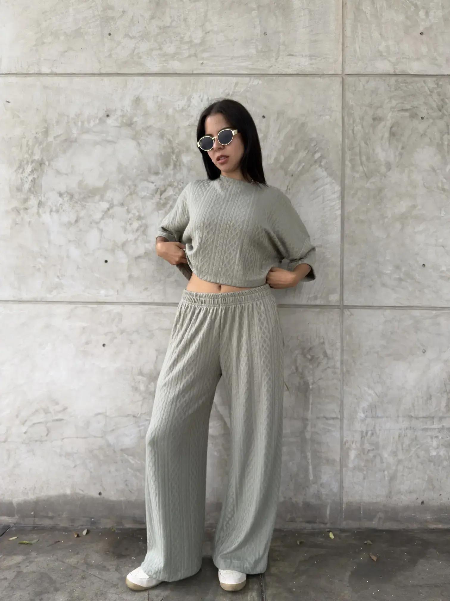 Conjunto crop Gaela (Olivo) - image 3