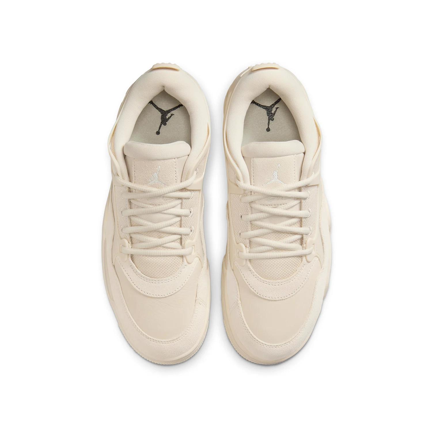 AIR JORDAN 4 RM - image 3